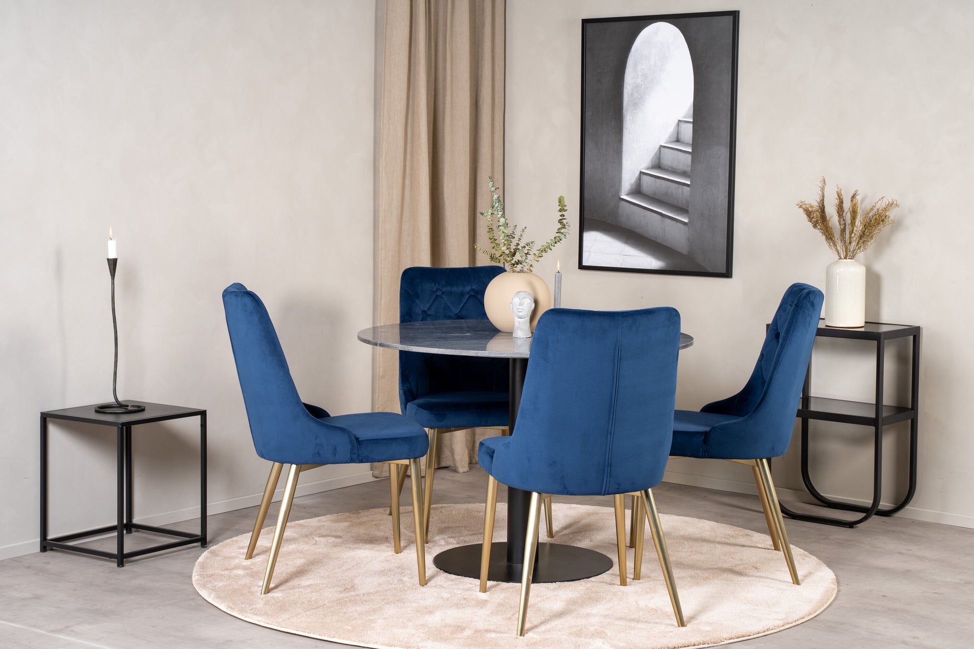 Estelle Matbord med Velvet Deluxe Stolarna Matgrupp