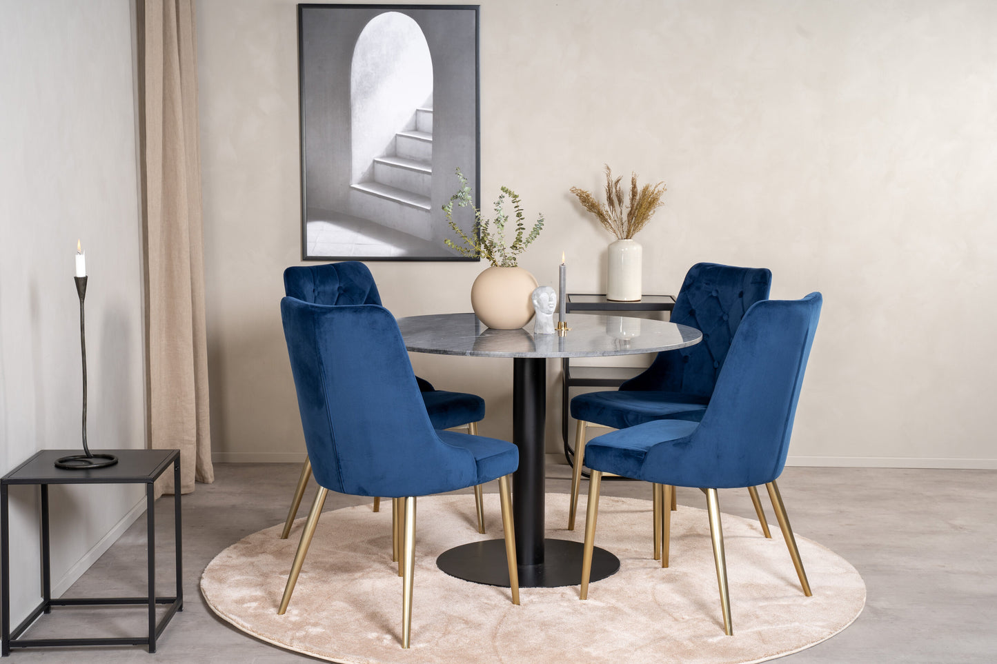Estelle Matbord med Velvet Deluxe Stolarna Matgrupp