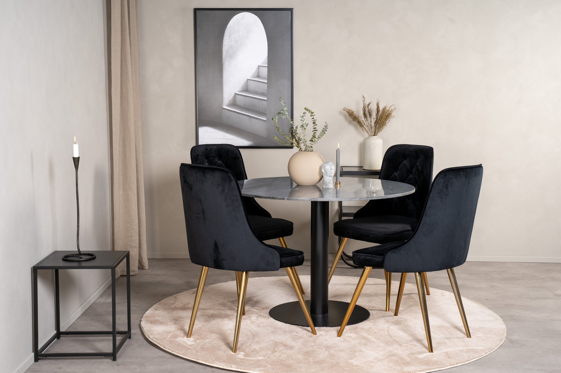 Estelle Matbord med Velvet Deluxe Stolarna Matgrupp