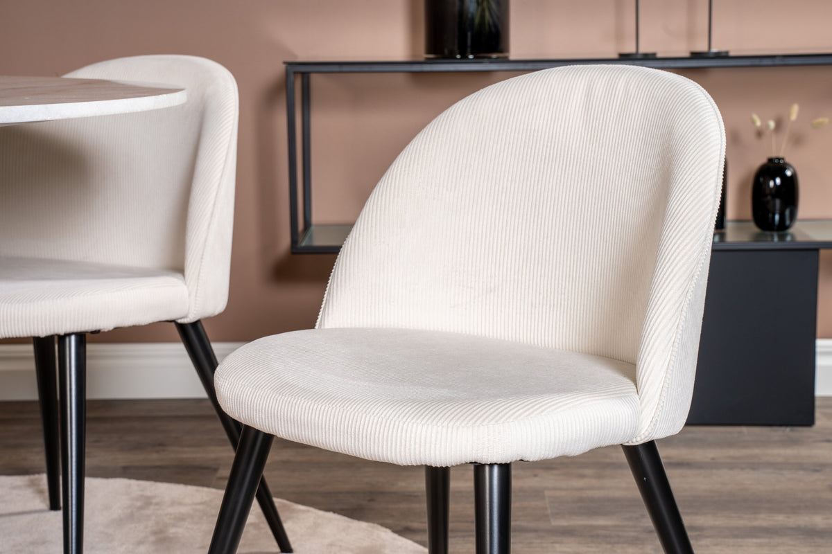 Estelle Matbord med Velvet Stolarna – Bord: ⌀106 Stol: 57x76,5x50