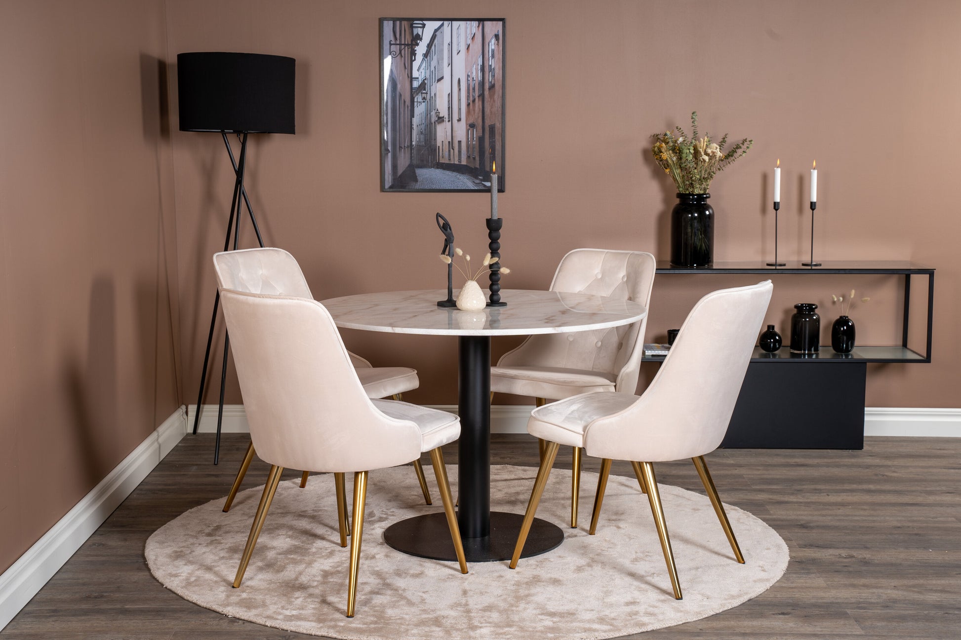 Estelle Matbord med Velvet Deluxe Stolarna Matgrupp