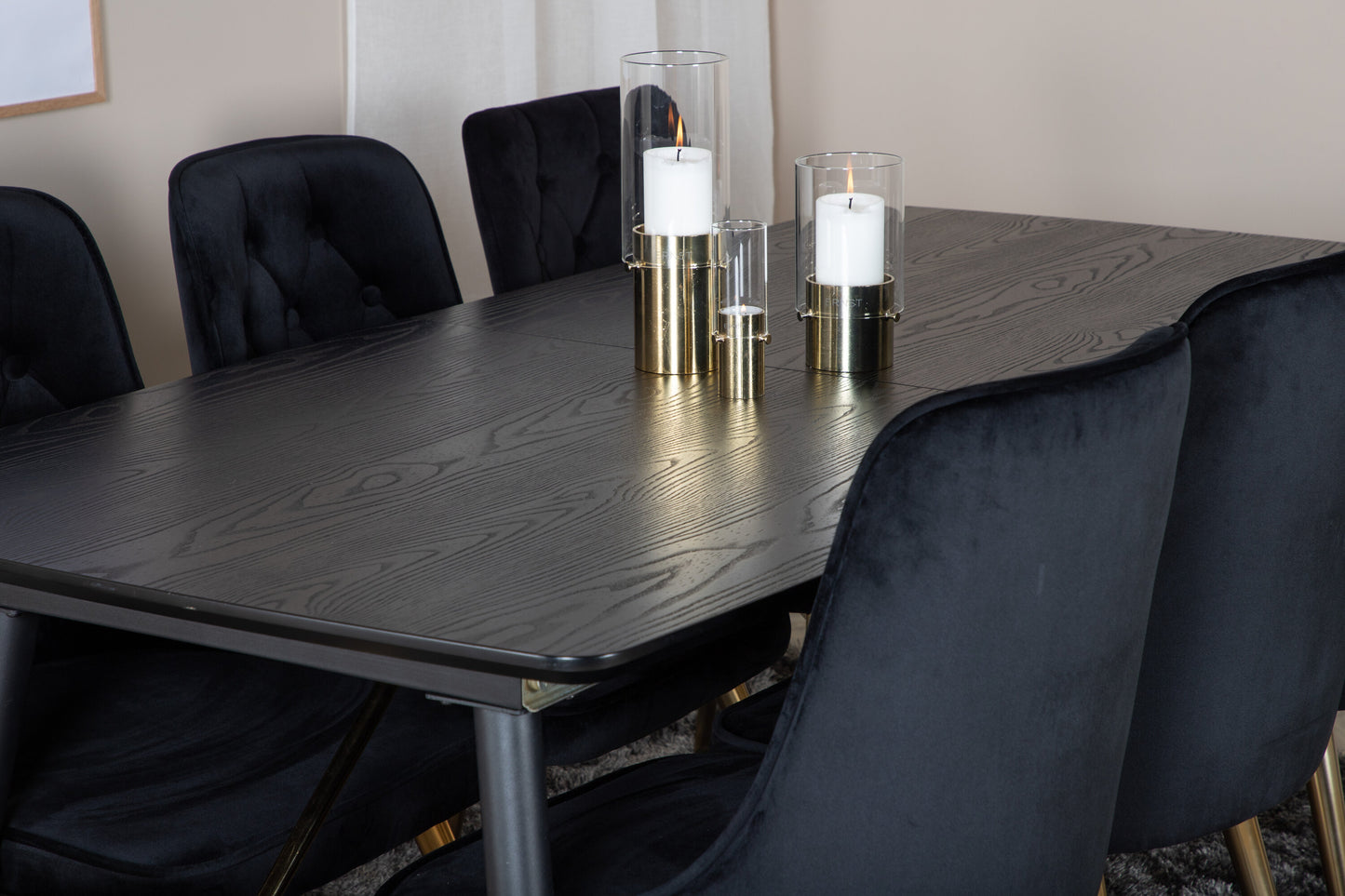 Gold Matbord med Velvet Deluxe Stolarna Matgrupp