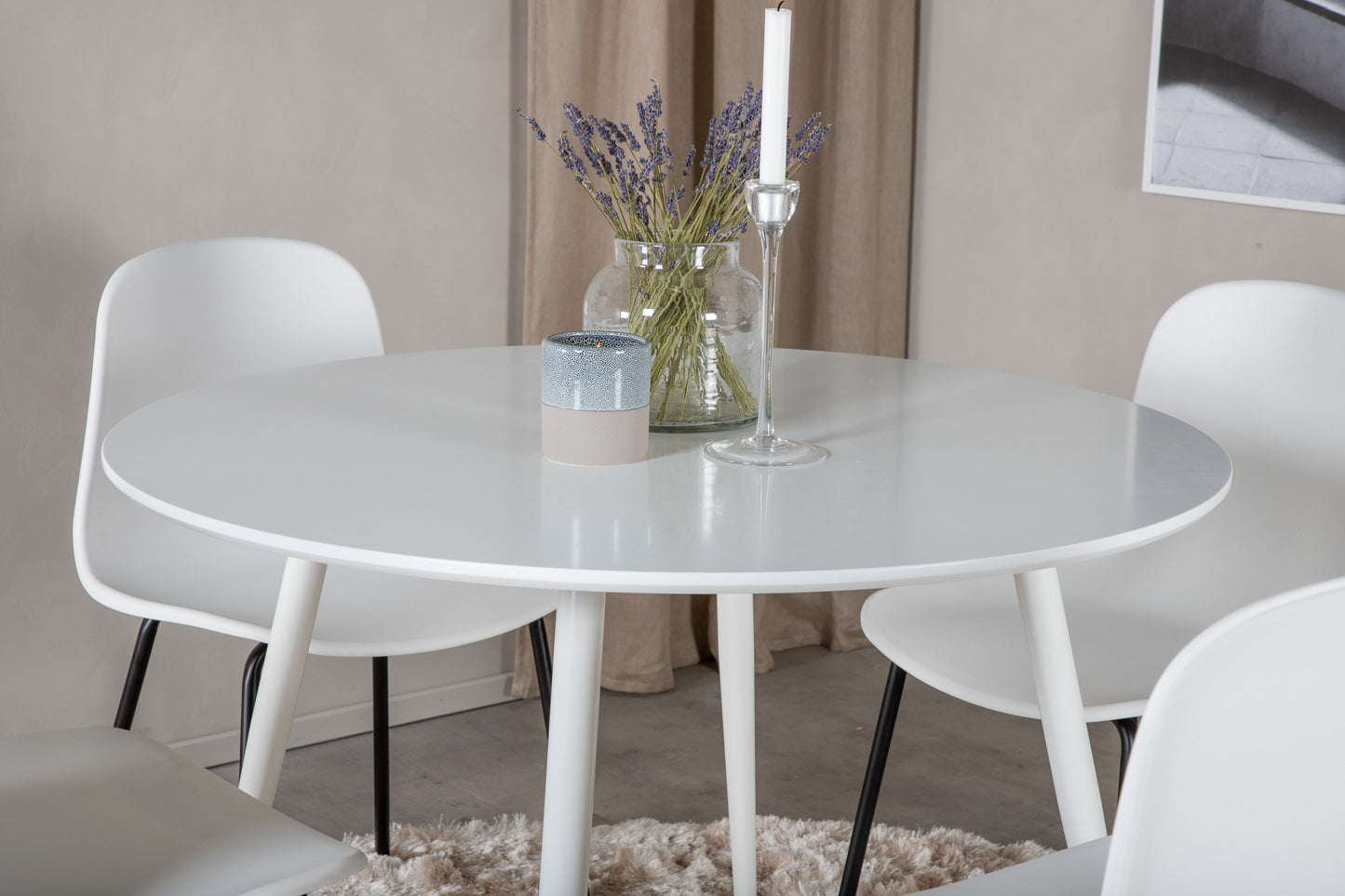 Plaza Matbord med Arctic Stolarna Matgrupp