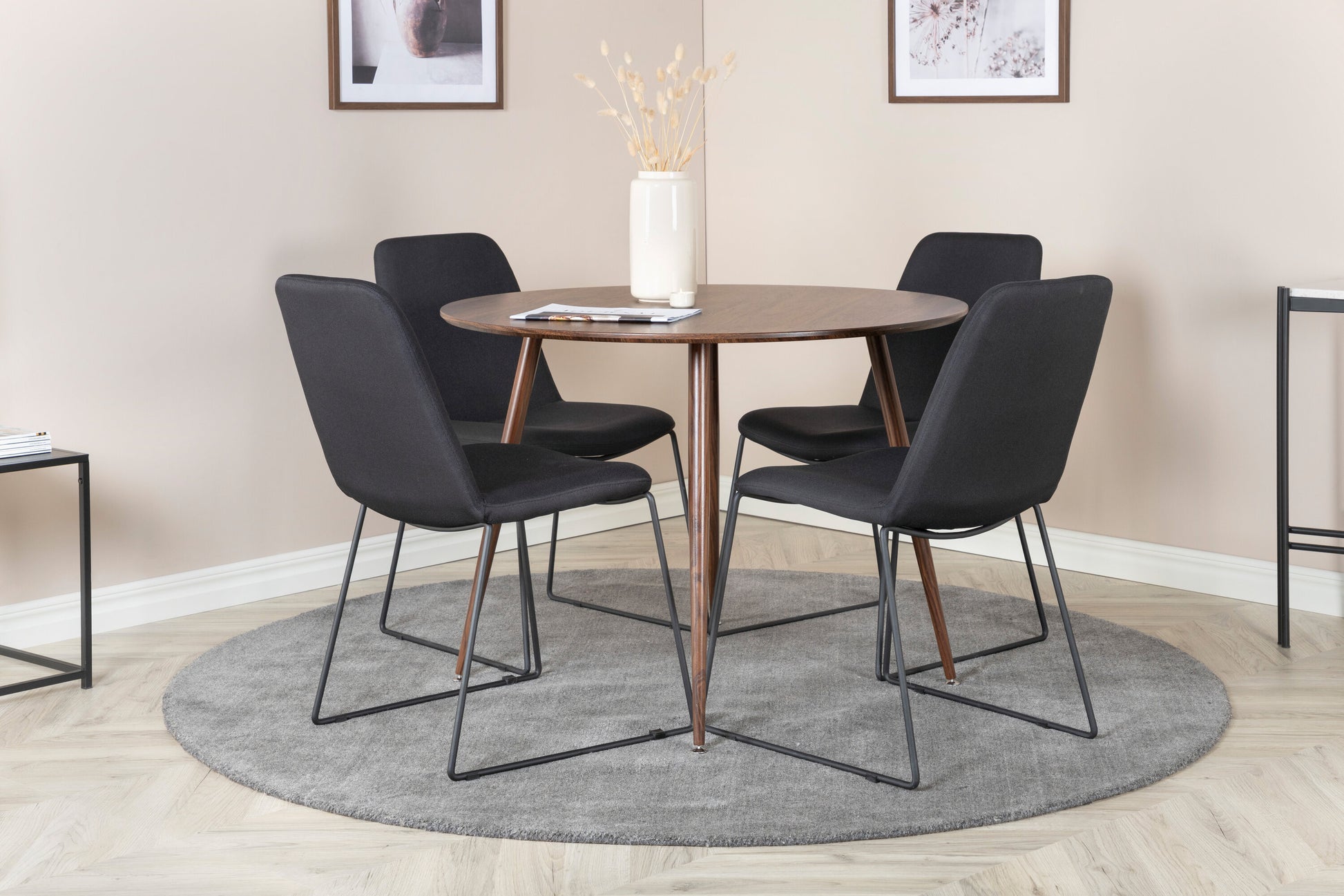 Plaza Matbord med Muce Stolarna Matgrupp