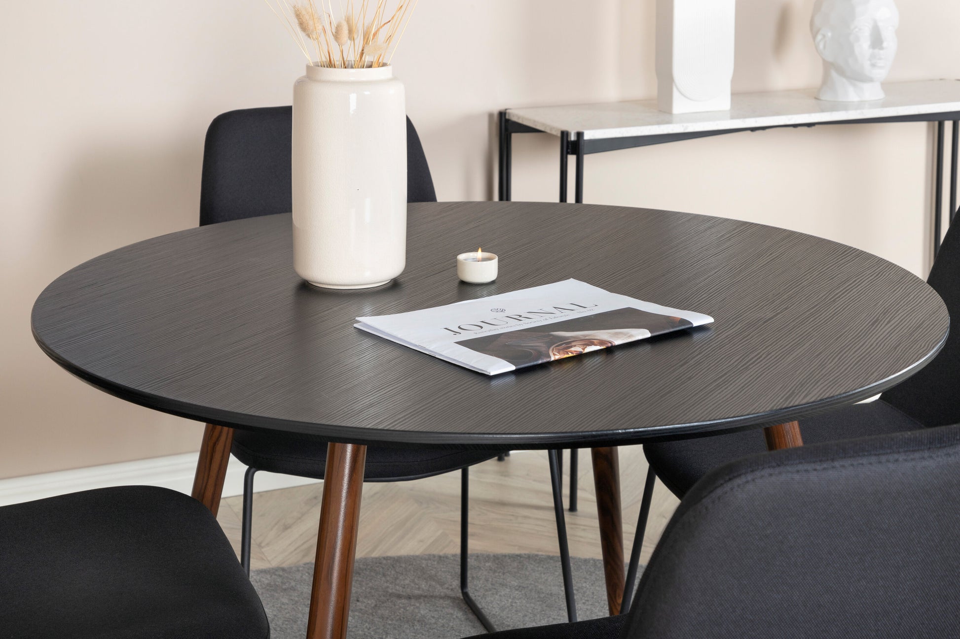 Plaza Matbord med Muce Stolarna Matgrupp