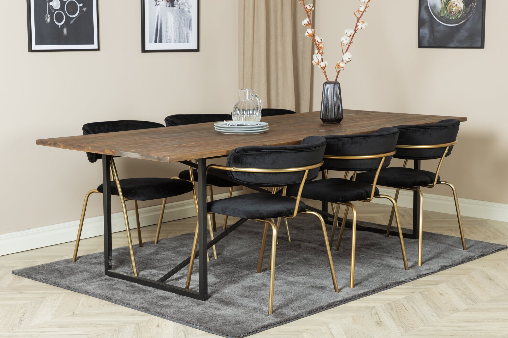 Padang Matbord med Arrow Stolarna Matgrupp