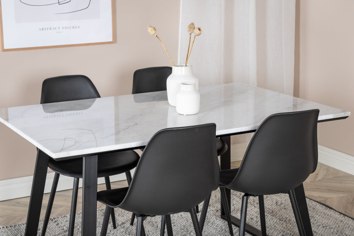 Estelle Matbord med Polar Stolarna – Bord: 74,5x140x90 Stol: 58x81x45,5