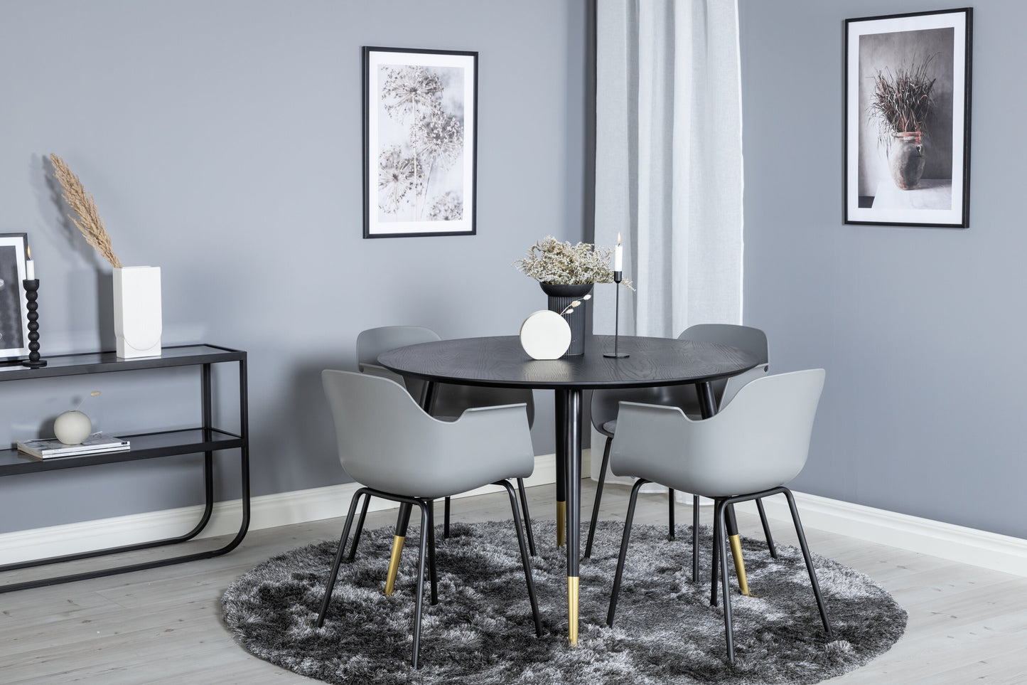 Dipp Matbord med Comfort Stolarna – Bord: ⌀115 Stol: 52x79,5x60,5