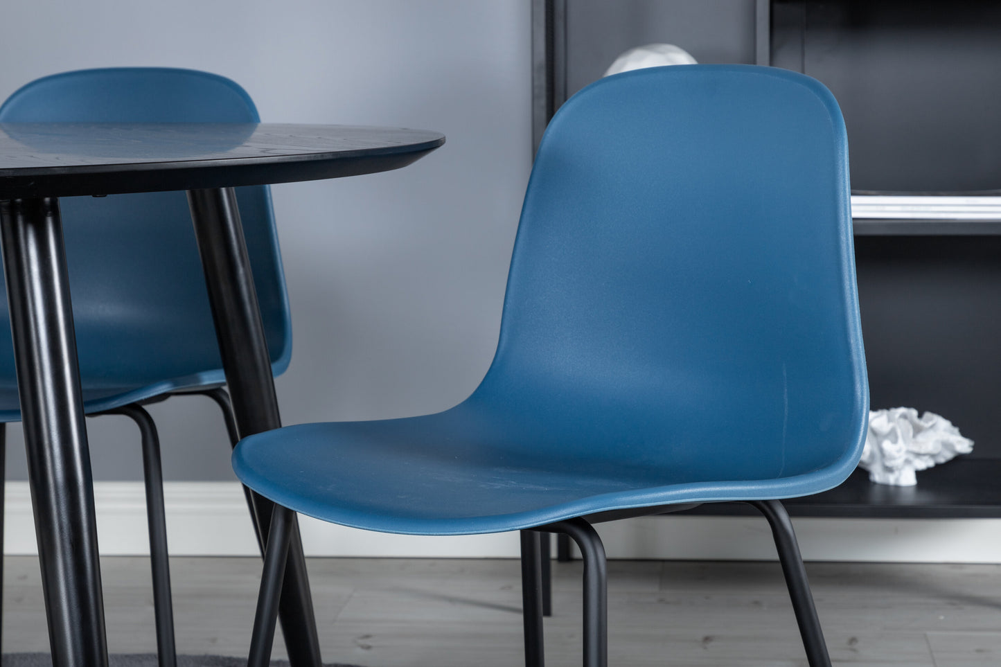 Dipp Matbord med Arctic Stolarna Matgrupp