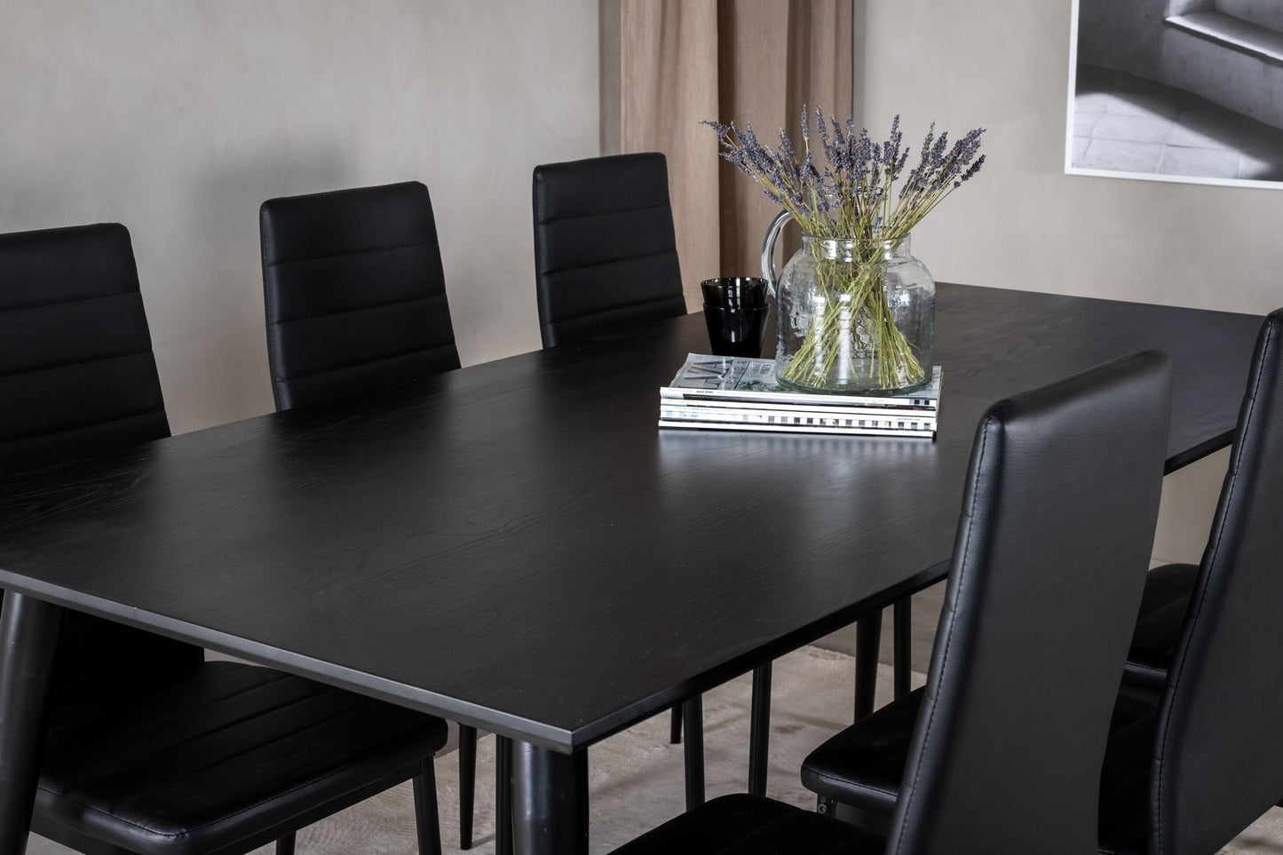 Dipp Matbord med Slim Stolarna Matgrupp