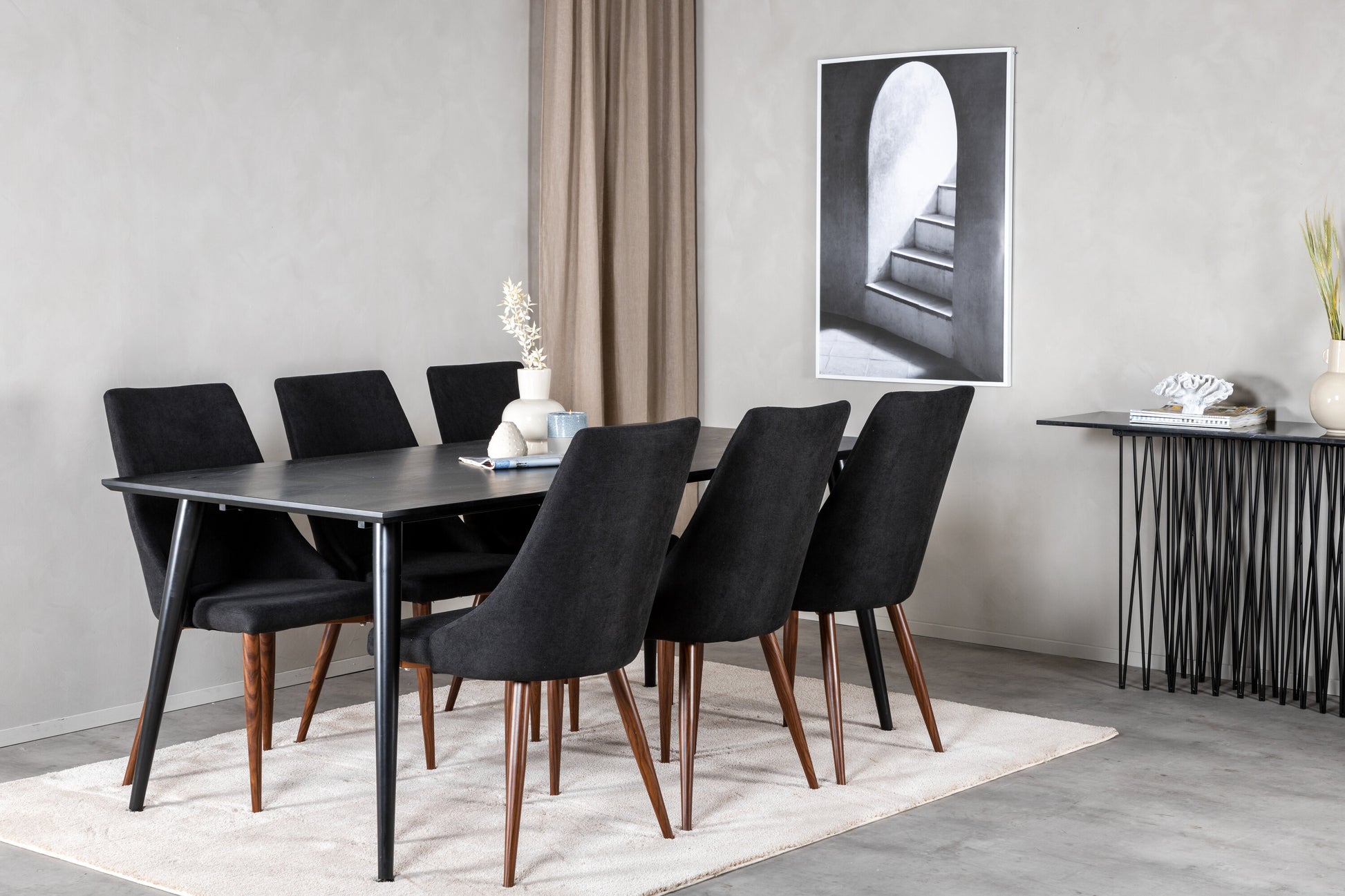 Dipp Matbord med Leone Stolarna Matgrupp