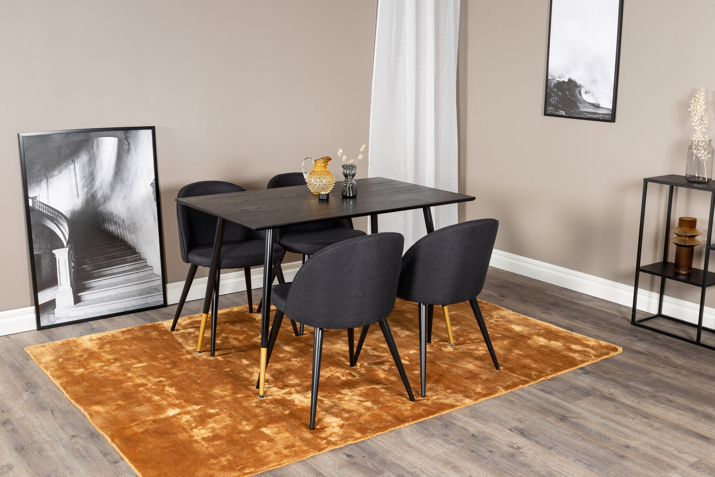 Dipp Matbord med Velvet Stolarna – Bord: 75x120x85 Stol: 57x76,5x50