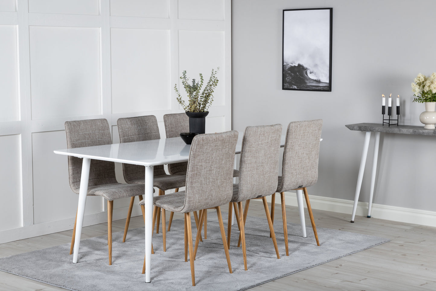 Polar Matbord med Windu Stolarna Matgrupp
