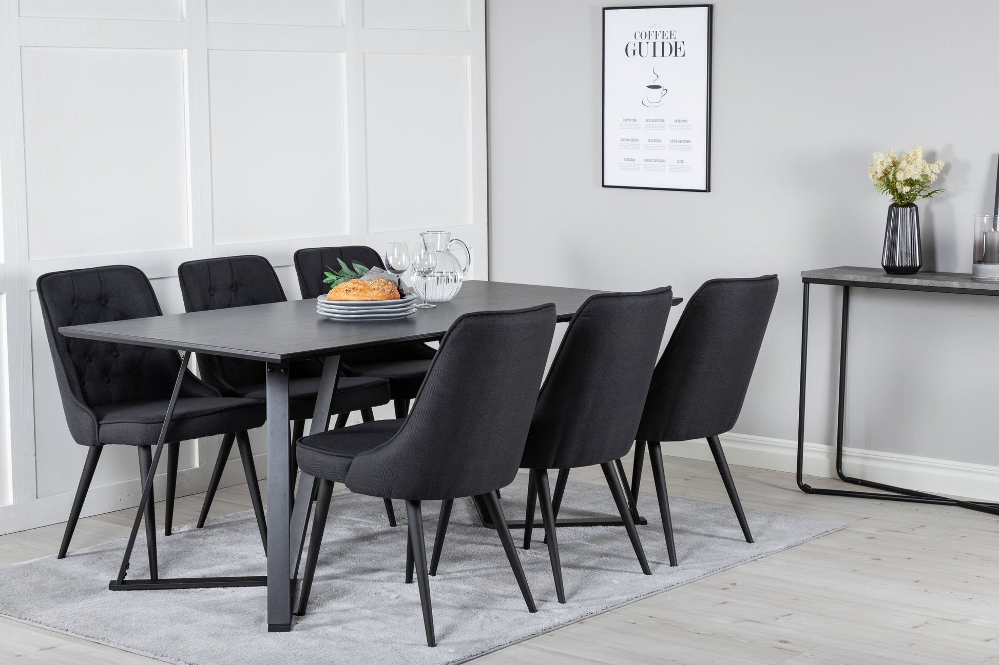 Marina Matbord med Velvet Deluxe Stolarna Matgrupp