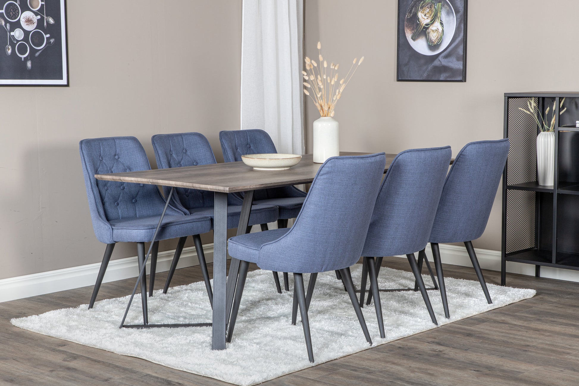 Marina Matbord med Velvet Deluxe Stolarna Matgrupp