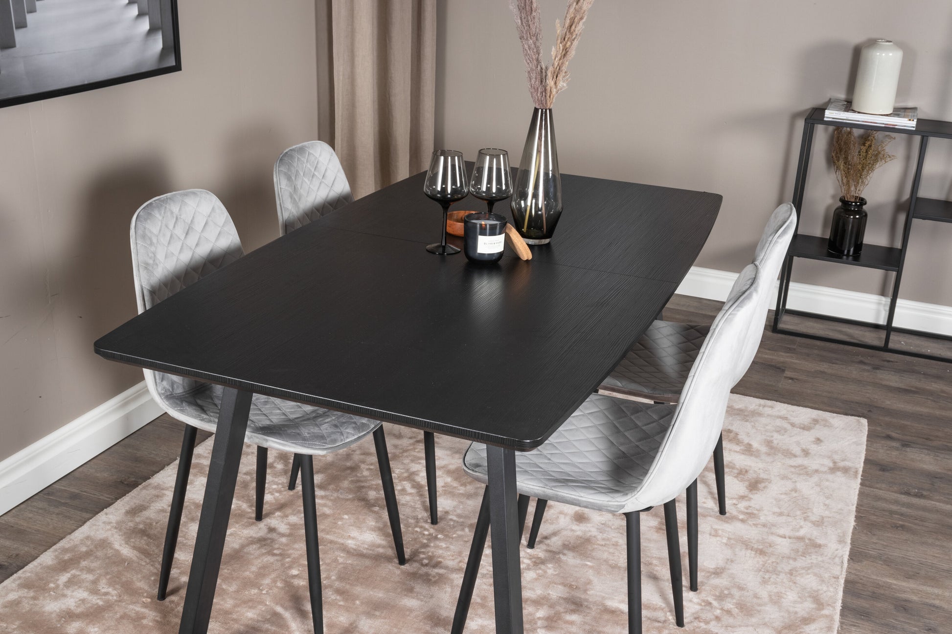 Inca Matbord med Polar Stolarna – Bord: 75x160x85 Stol: 52x86x44