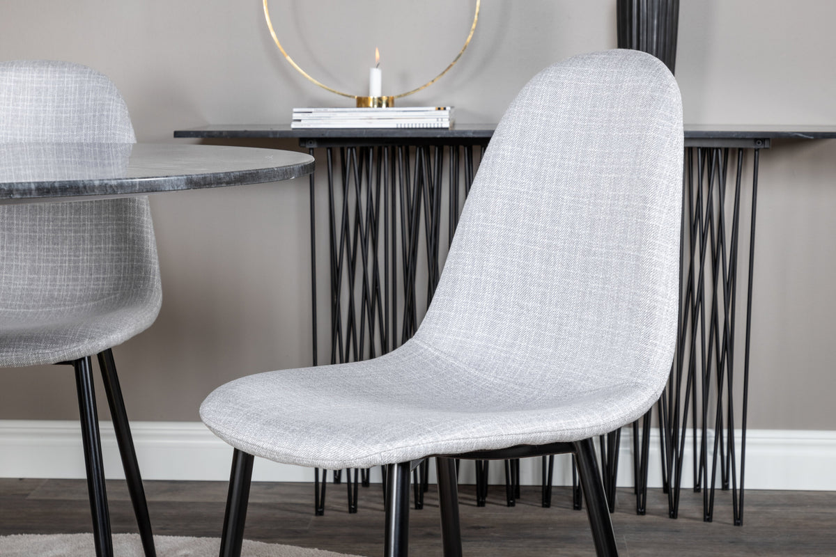 Estelle Matbord med Polar Stolarna – Bord: ⌀106 Stol: 53x87x44