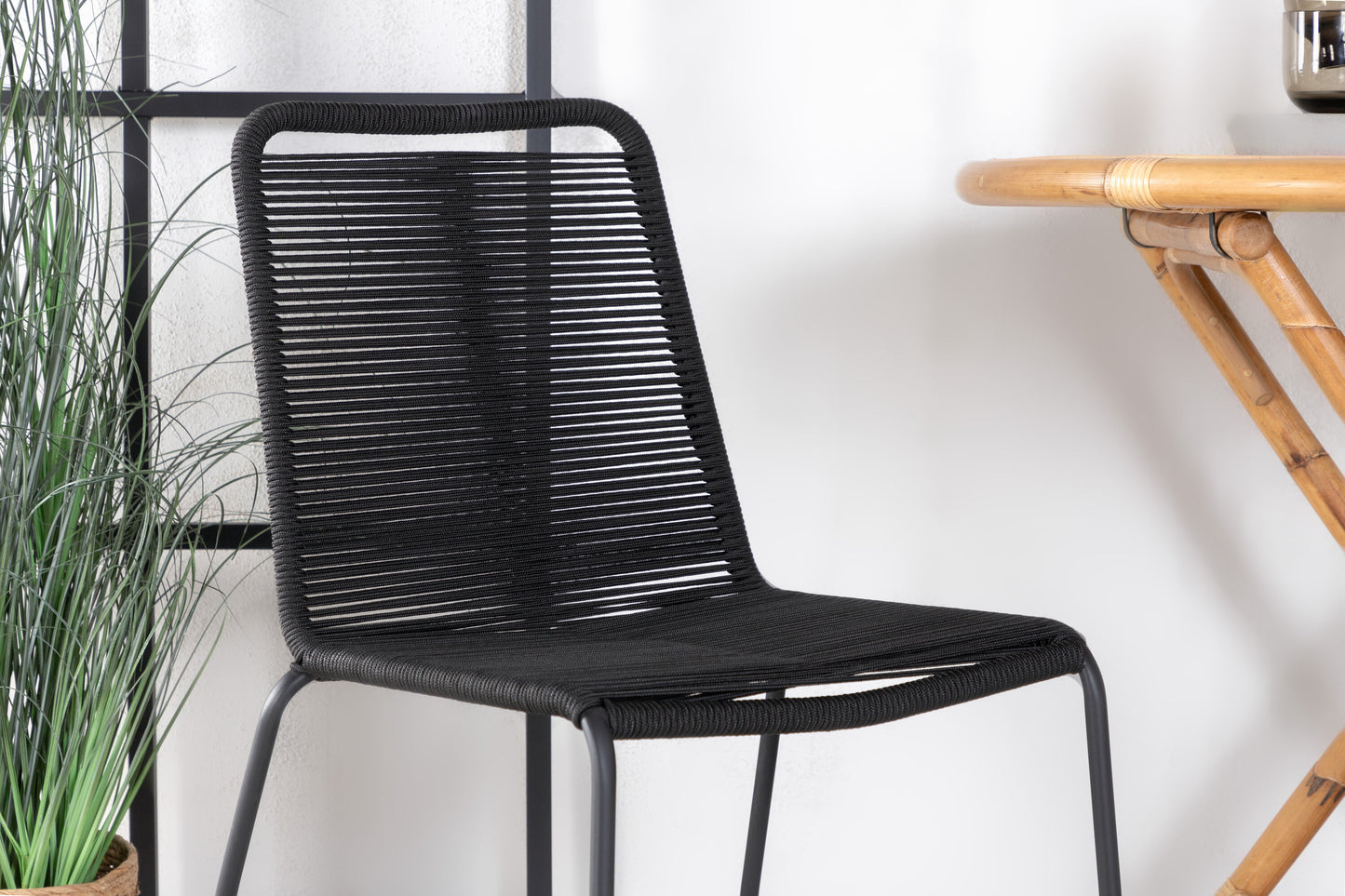 Matgrupp Cane med stolarna Lindos