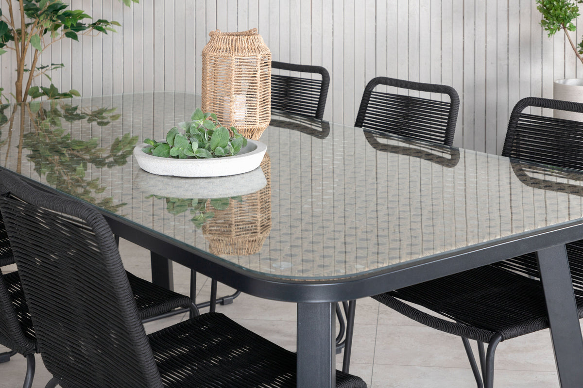 Paola Matbord med Lindos Stolarna – Bord: 74x200x100 Stol: 59x86x57