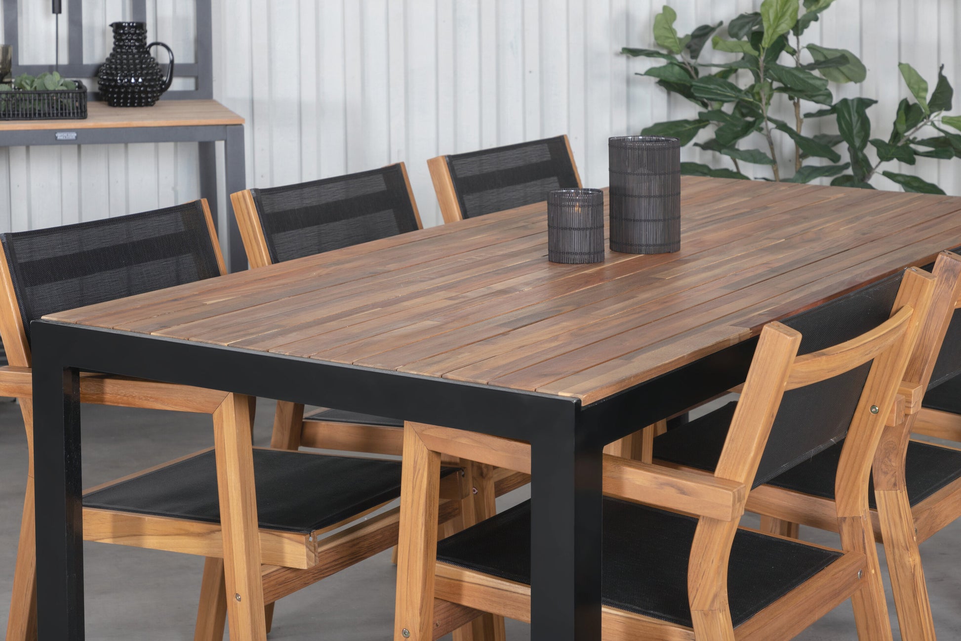 Bois Matbord med Venice Stolarna Matgrupp