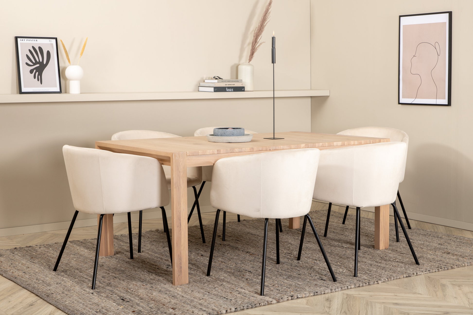 Slider Matbord med Berit Stolarna Matgrupp