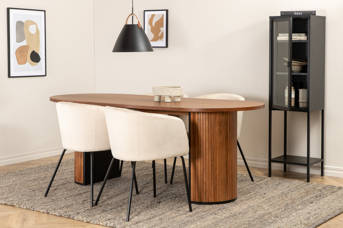 Bianca Matbord med Berit Stolarna – Bord: 67x200x90 Stol: 55x78x55