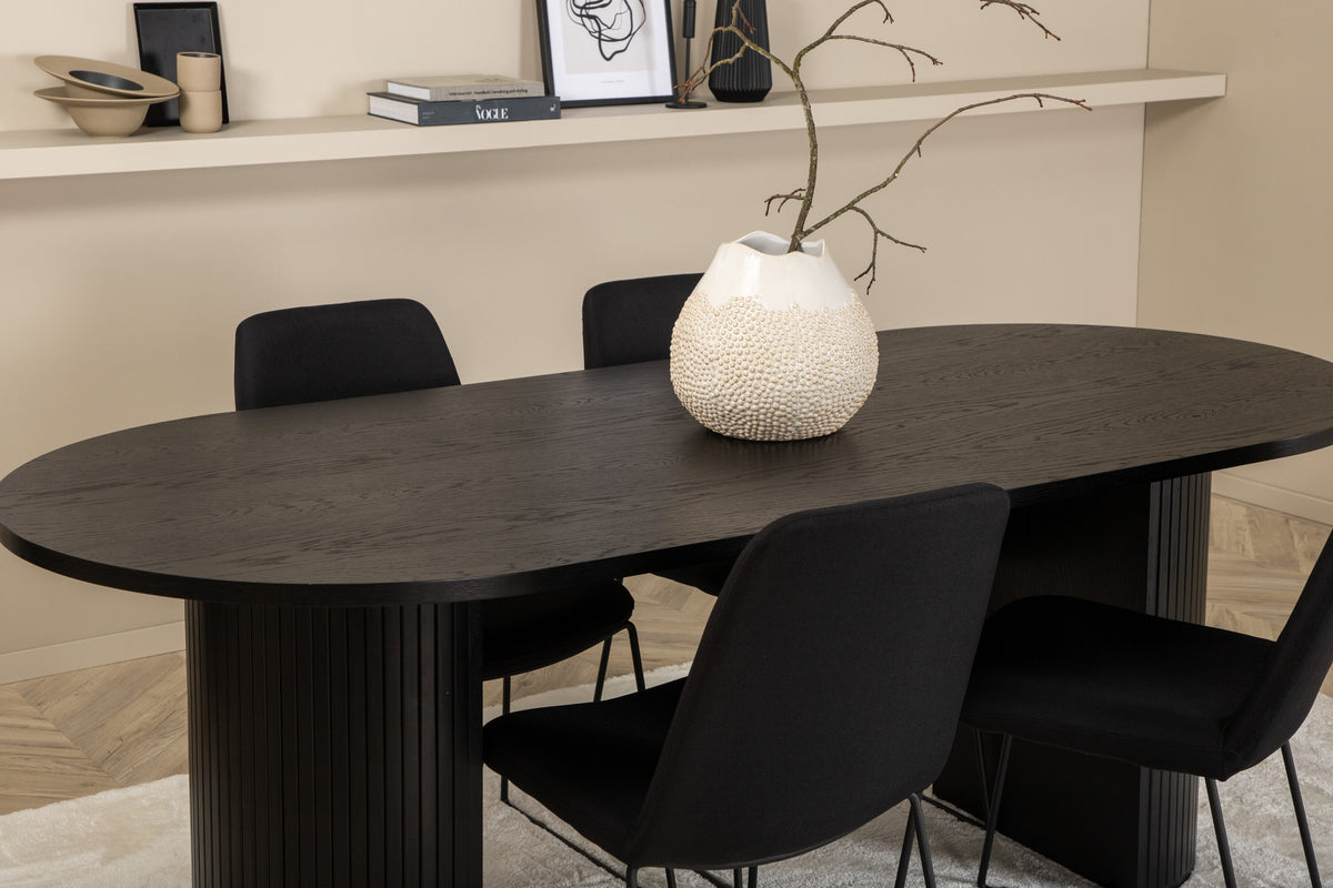 Bianca Matbord med Muce Stolarna – Bord: 75x200x90 Stol: 63x84x43