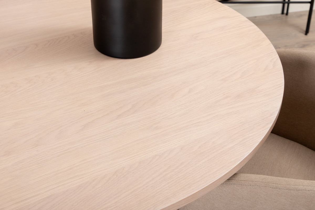Bianca Matbord med Berit Stolarna – Bord: ⌀110 Stol: 55x78x55