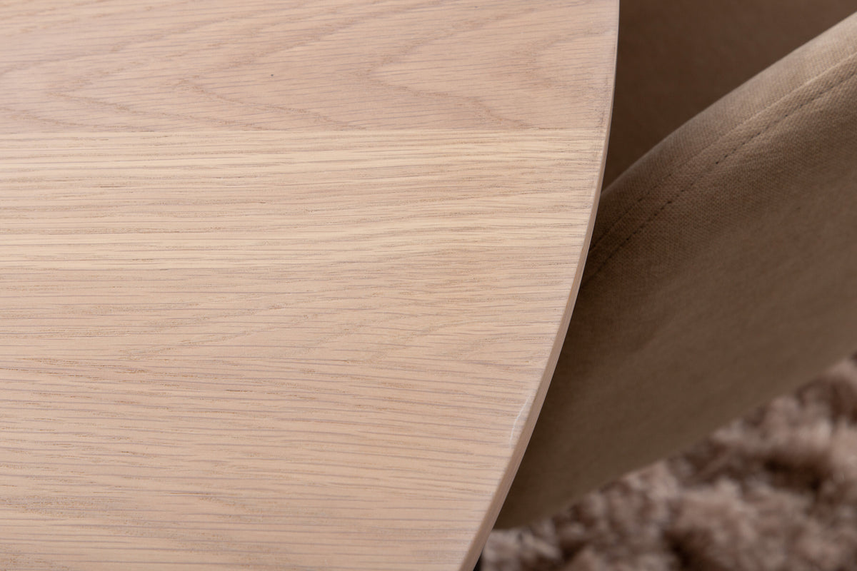 Bianca Matbord med Berit Stolarna – Bord: ⌀110 Stol: 55x78x55