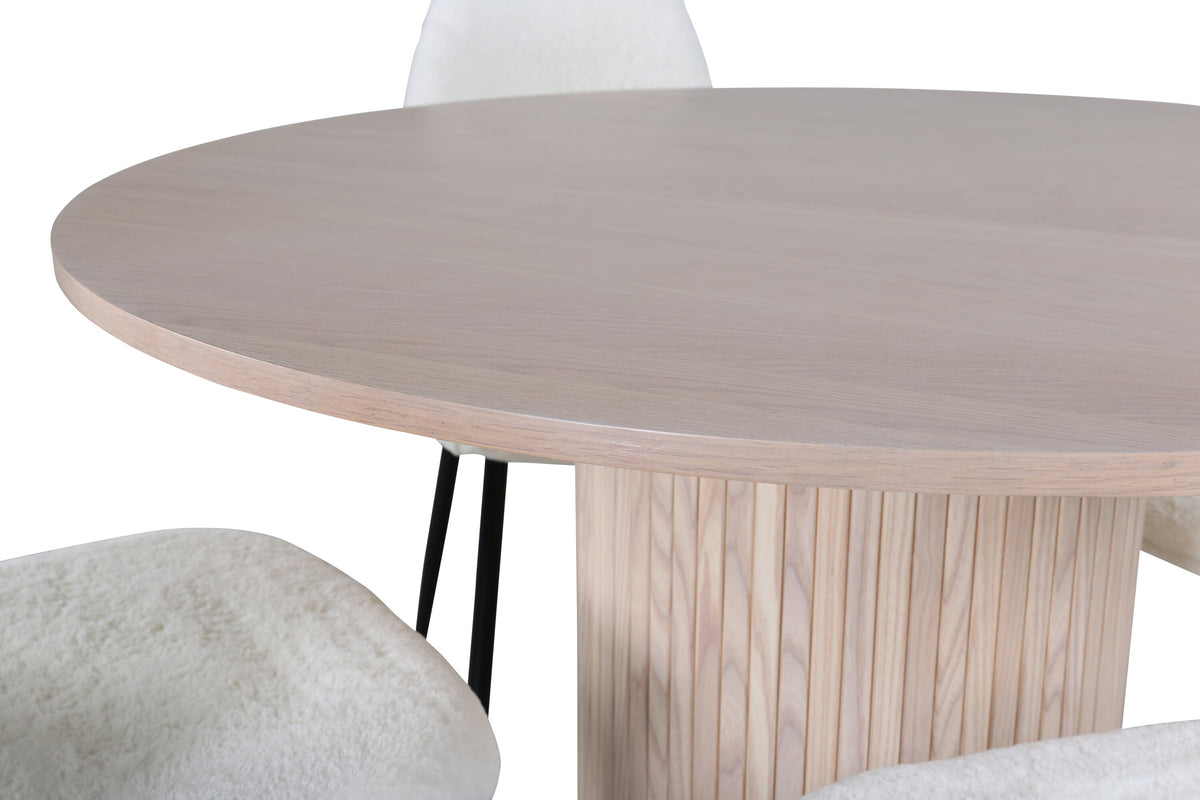 Bianca Matbord med Polar Stolarna – Bord: ⌀110 Stol: 53x87x44