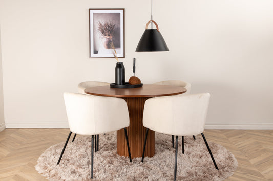 Bianca Matbord med Berit Stolarna – Bord: ⌀110 Stol: 55x78x55