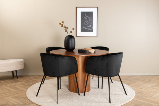 Bianca Matbord med Berit Stolarna – Bord: ⌀110 Stol: 55x78x55