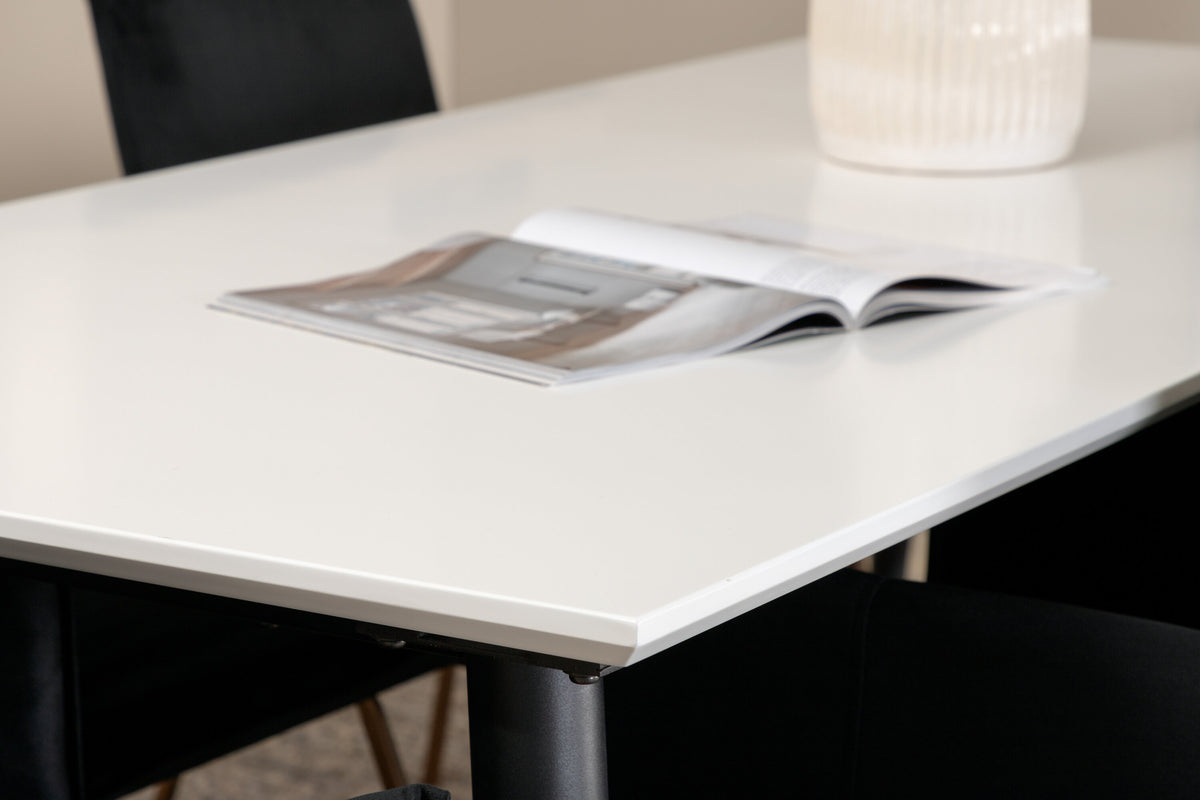 Jimmy Matbord med Petra Stolarna – Bord: 76x195x90 Stol: 60x87x57