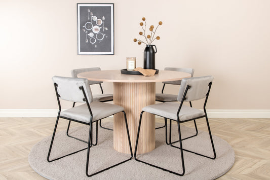 Bianca Matbord med Kenth Stolarna – Bord: ⌀110 Stol: 52x76x40