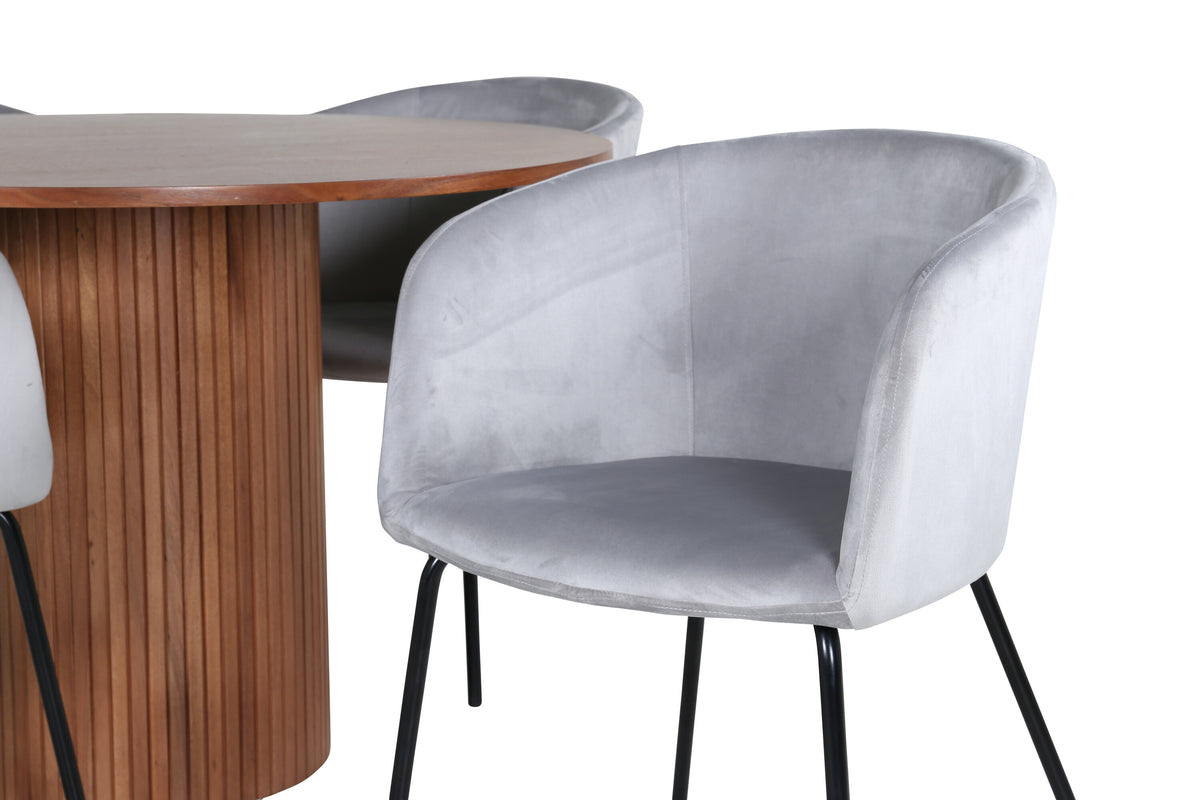 Bianca Matbord med Berit Stolarna – Bord: ⌀110 Stol: 55x78x55