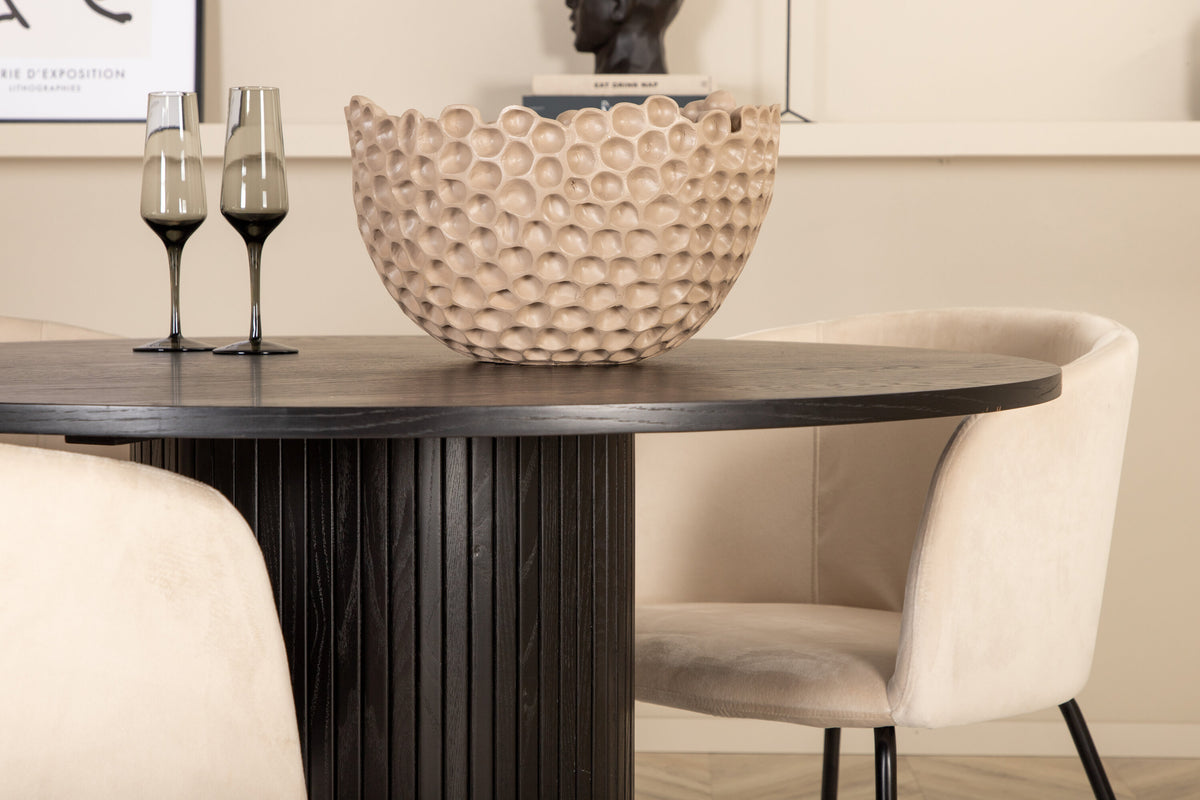 Bianca Matbord med Berit Stolarna – Bord: ⌀110 Stol: 55x78x55