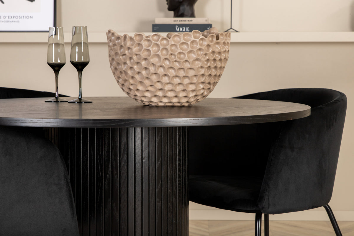 Bianca Matbord med Berit Stolarna – Bord: ⌀110 Stol: 55x78x55