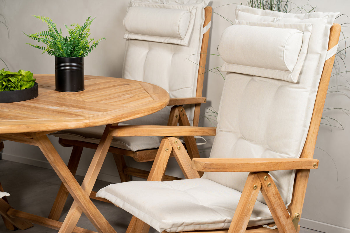 Kenya Matbord med Kenya Stolarna – Bord: ⌀120 Stol: 73x105x62