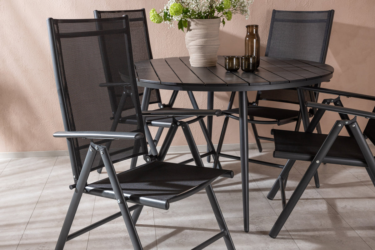 Break Matbord med Break Stolarna – Bord: ⌀120 Stol: 62x107,5x55