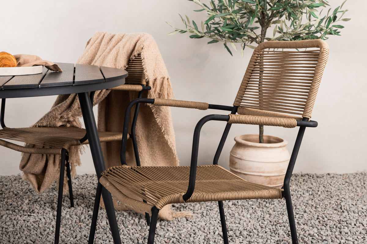 Break Matbord med Lindos Stolarna – Bord: ⌀120 Stol: 66x85x55