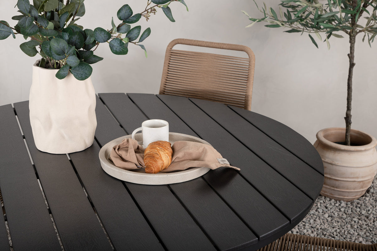 Break Matbord med Lindos Stolarna – Bord: ⌀120 Stol: 59x86x57
