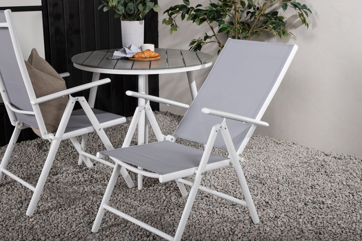Break Matbord med Break Stolarna – Bord: ⌀90 Stol: 62x107,5x55