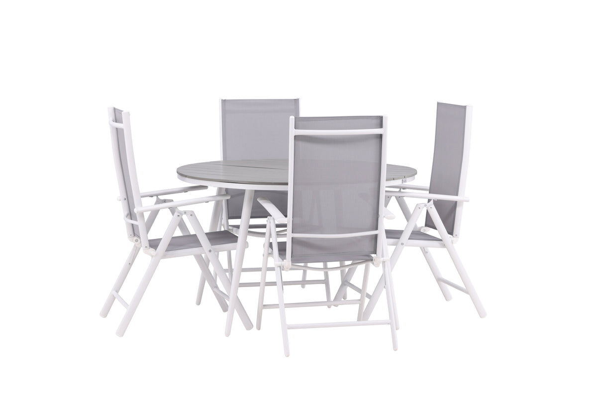 Break Matbord med Break Stolarna – Bord: ⌀120 Stol: 62x107,5x55