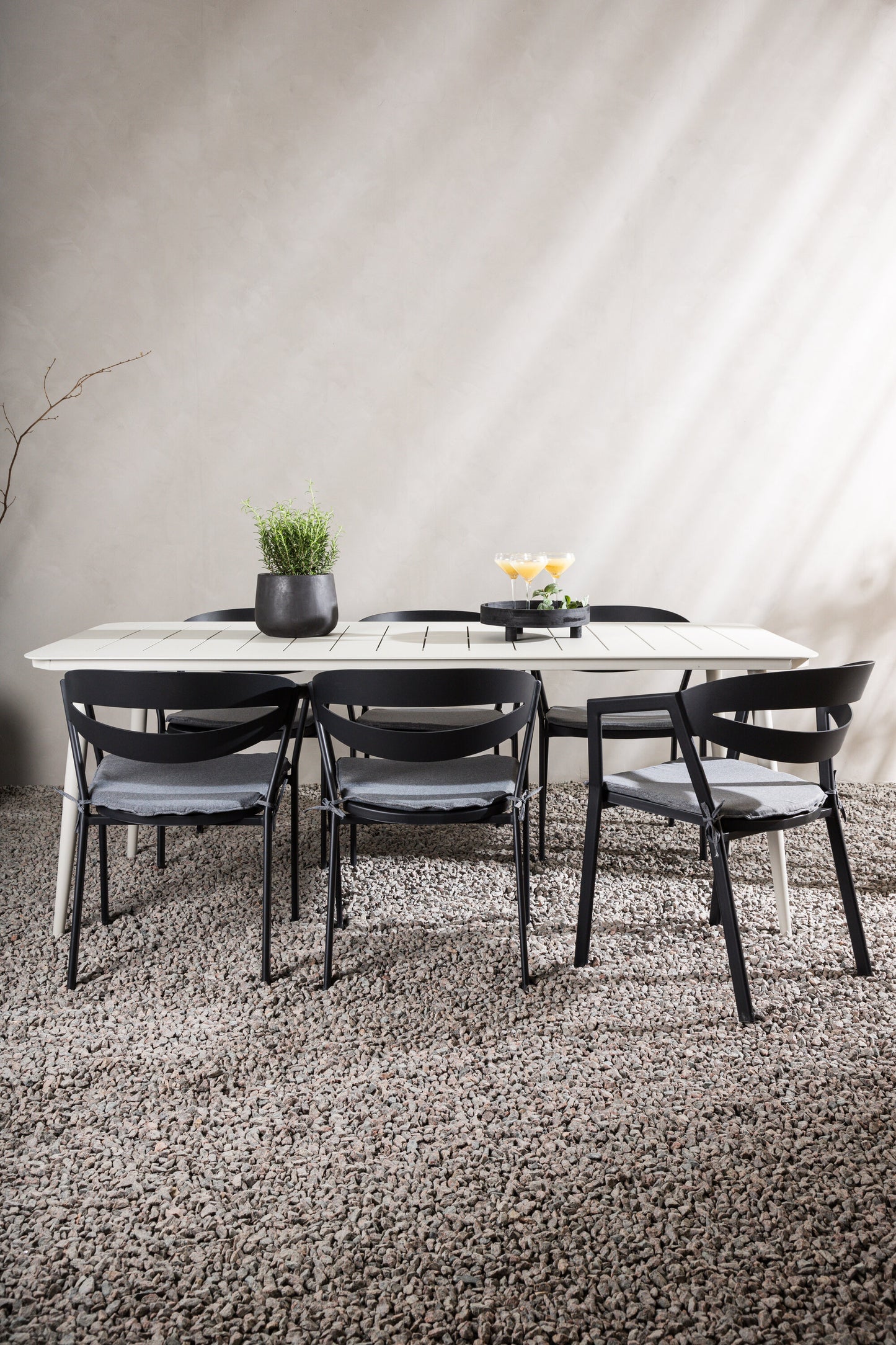 Lina Matbord med Slit Stolarna Matgrupp