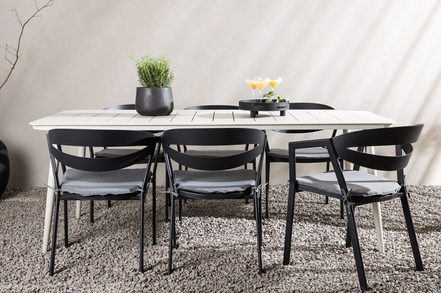 Lina Matbord med Slit Stolarna Matgrupp