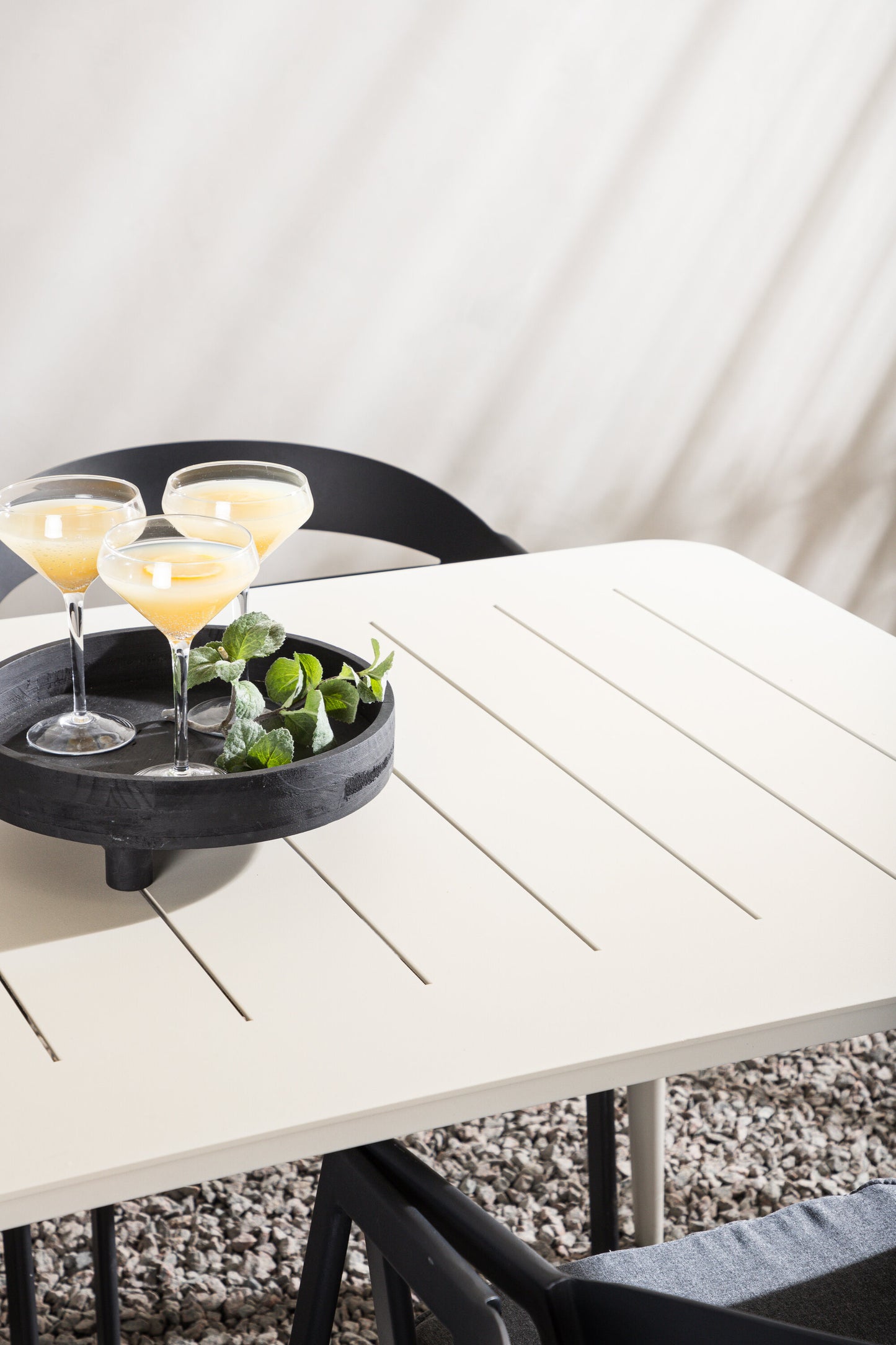 Lina Matbord med Slit Stolarna Matgrupp