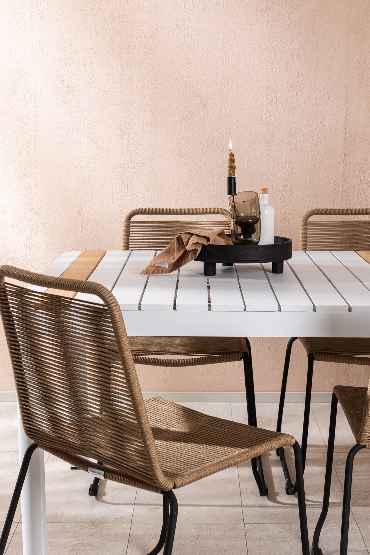 Togo Matbord med Lindos Stolarna – Bord: 75x200x100 Stol: 59x86x57