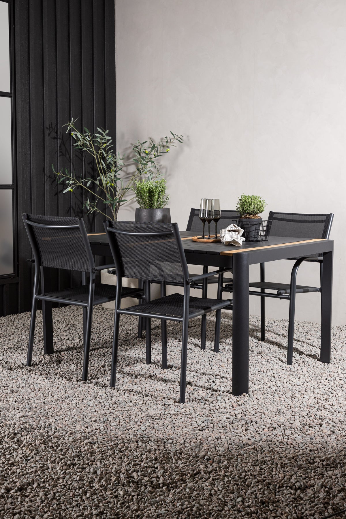 Togo Matbord med Santorini Stolarna – Bord: 75x150x90 Stol: 58x88x56