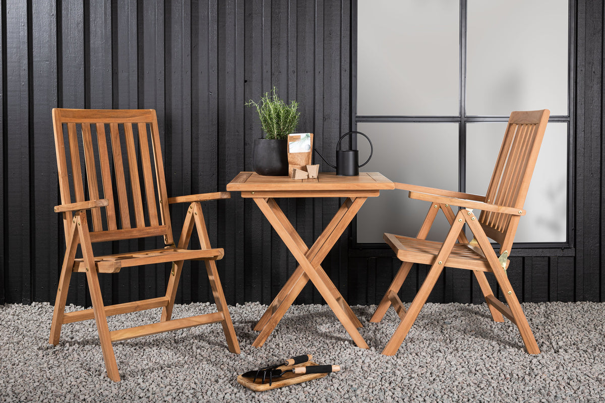Kenya Matbord med Kenya Stolarna – Bord: 75x70x70 Stol: 50x105x62