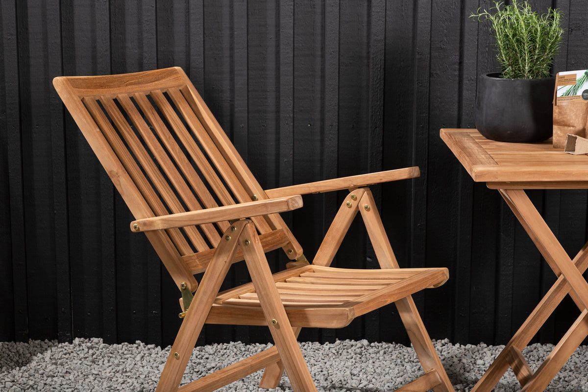 Kenya Matbord med Kenya Stolarna – Bord: 75x70x70 Stol: 50x105x62